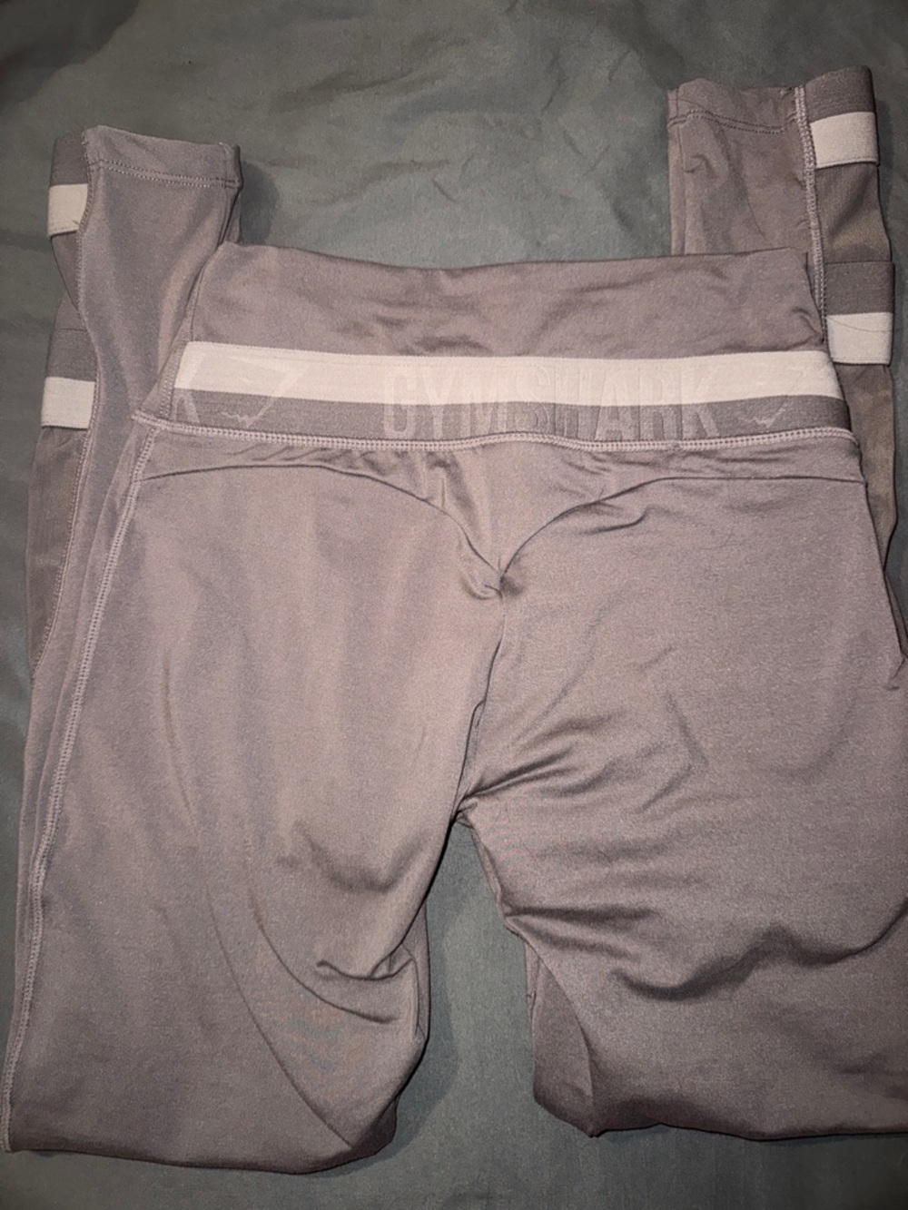 Gymshark women’s Gray Leggings with light gray Waist Stripe